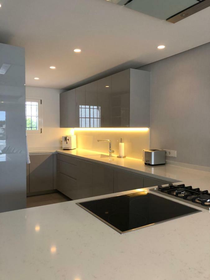 Modern Apartment Puente Romano Marbella Eksteriør bilde